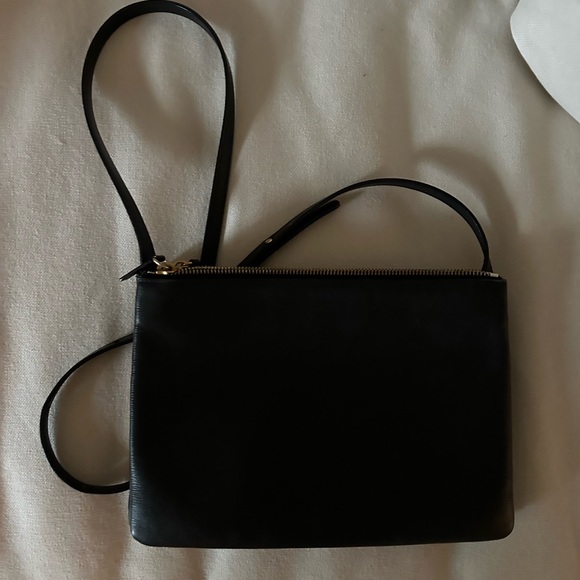 [SOLD] CELINE Trio leather crossbody bag black - Picture 3 of 9